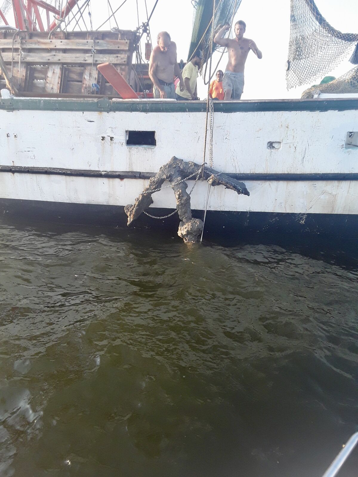 anchor2.jpg